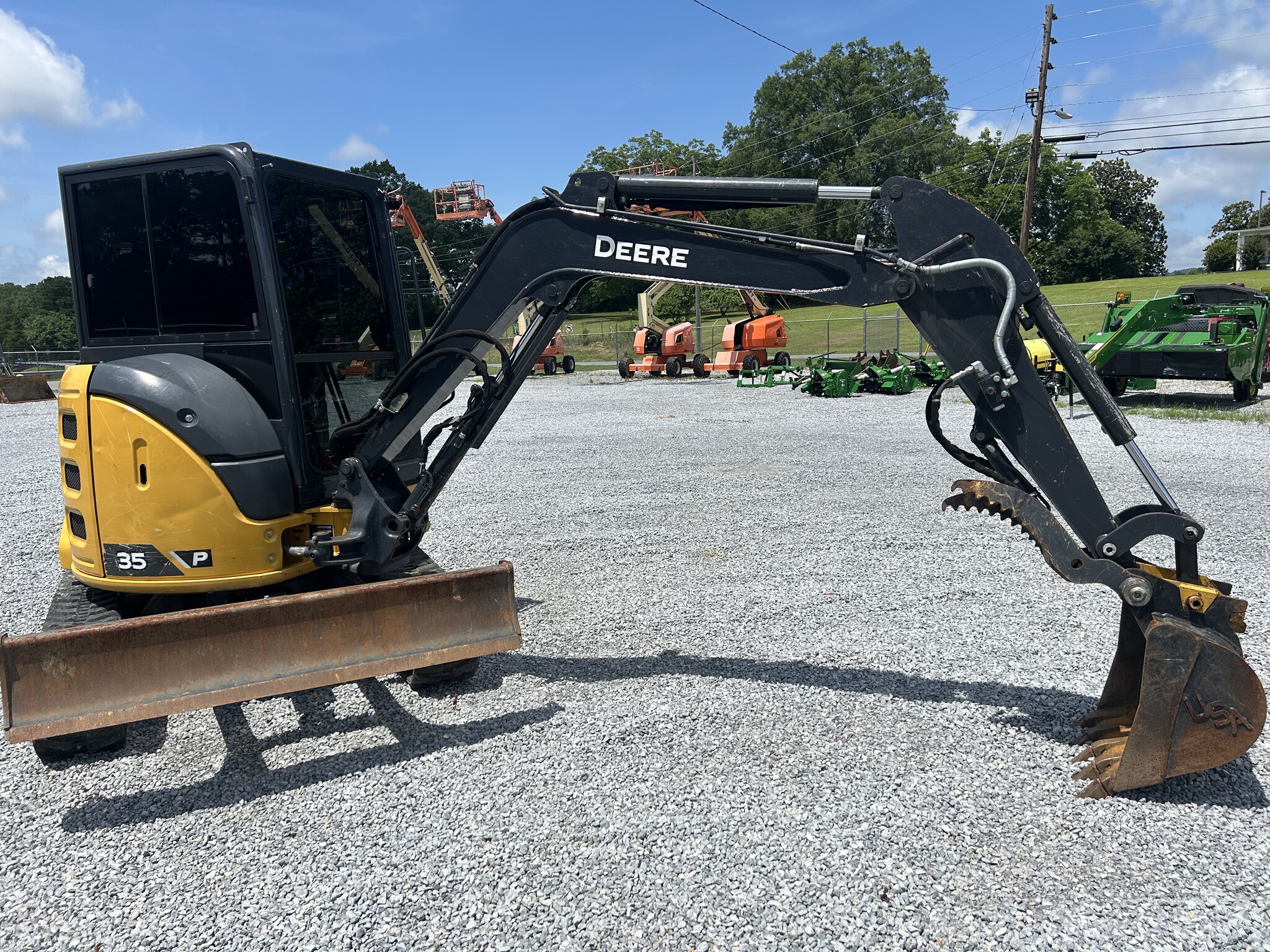 2023 John Deere 35 P Image 3