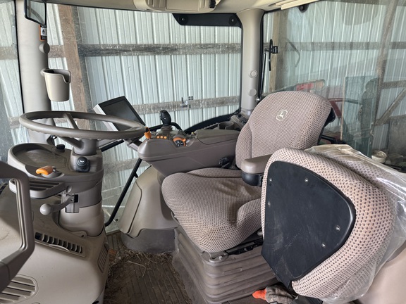 Photo of 2019 John Deere 6155R
