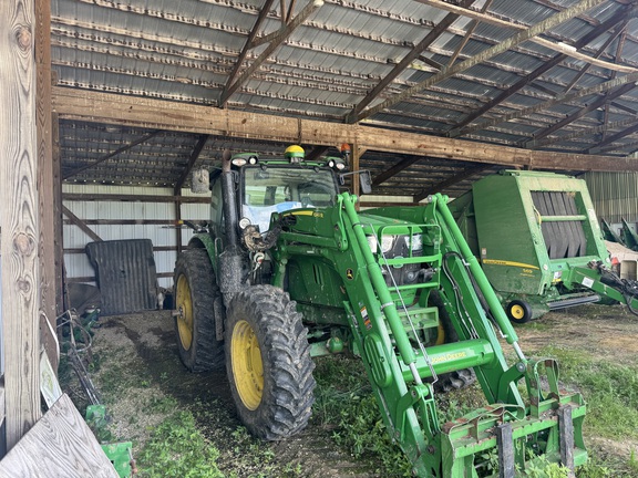 Photo of 2019 John Deere 6155R