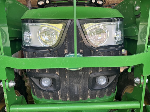 Photo of 2019 John Deere 6155R
