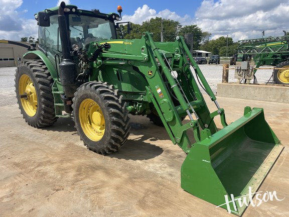 Photo of 2019 John Deere 6155R