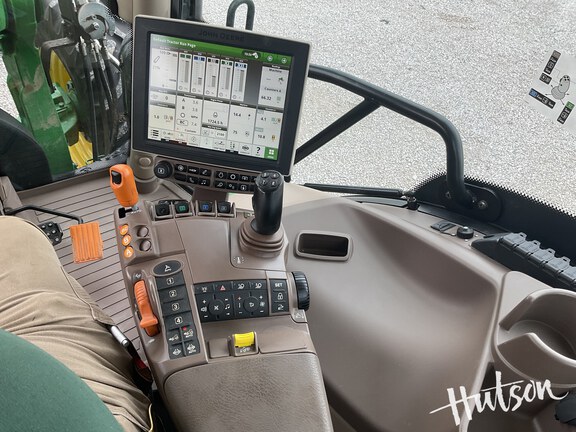 Photo of 2019 John Deere 6155R
