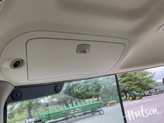 Photo of 2019 John Deere 6155R