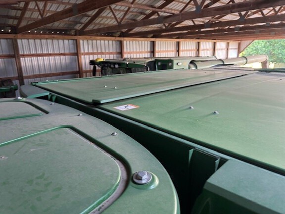 Photo of 2022 John Deere S770