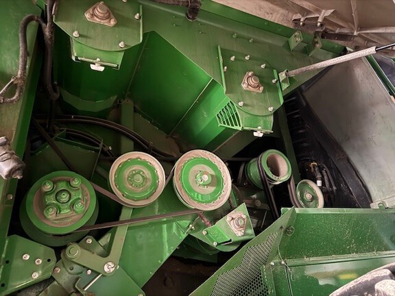 Photo of 2022 John Deere S770