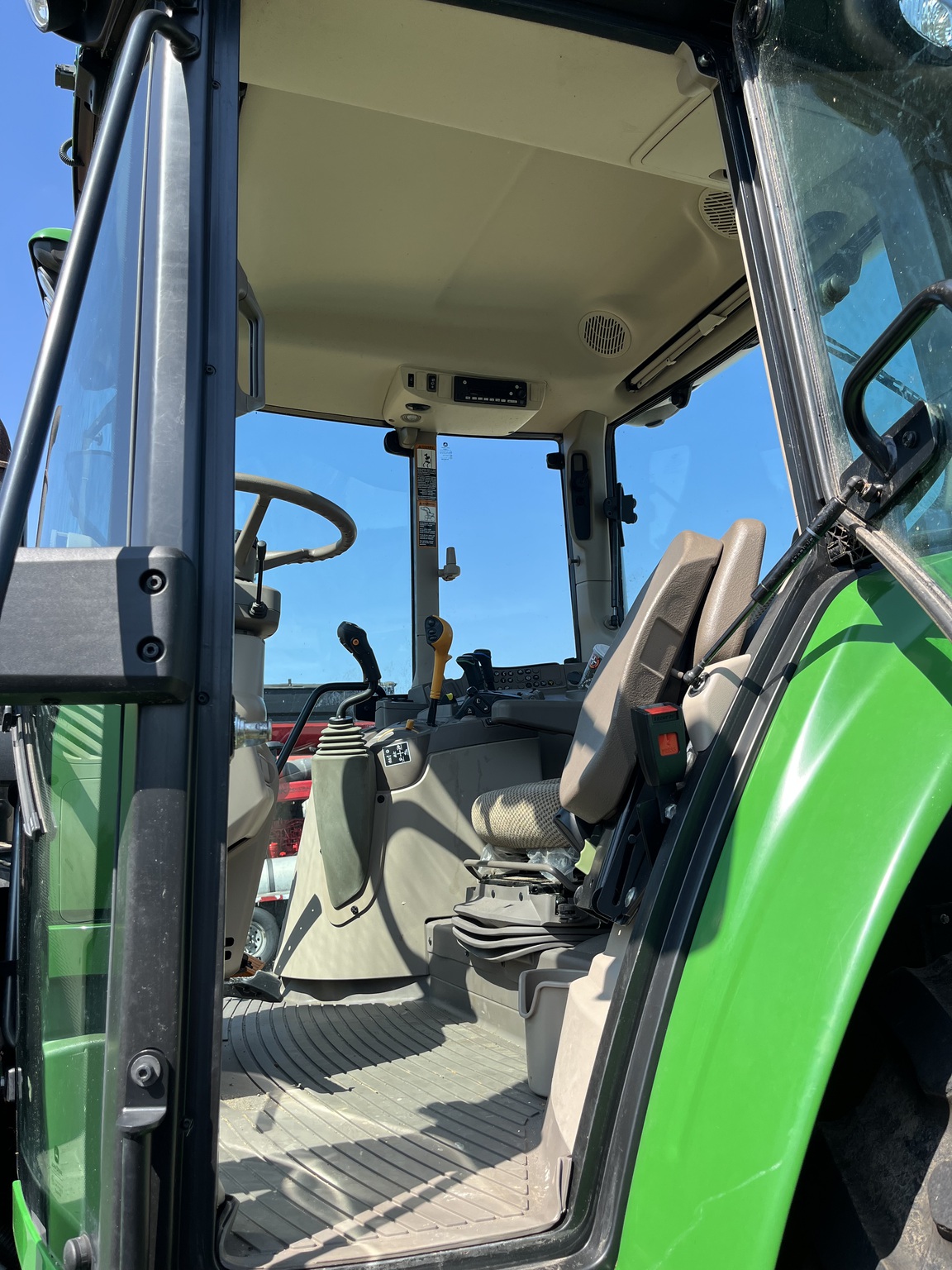 2024 John Deere 6155M Image 6