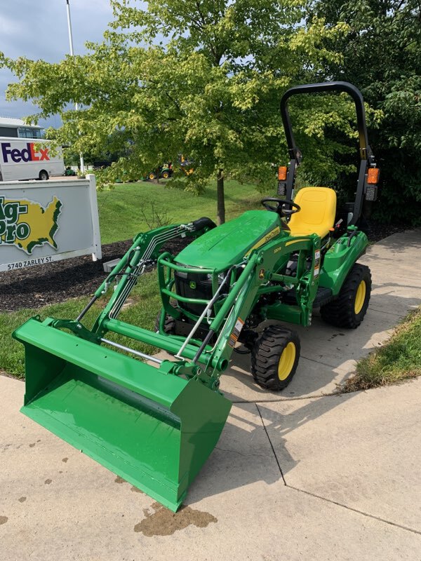 2025 John Deere 1023E Image 2
