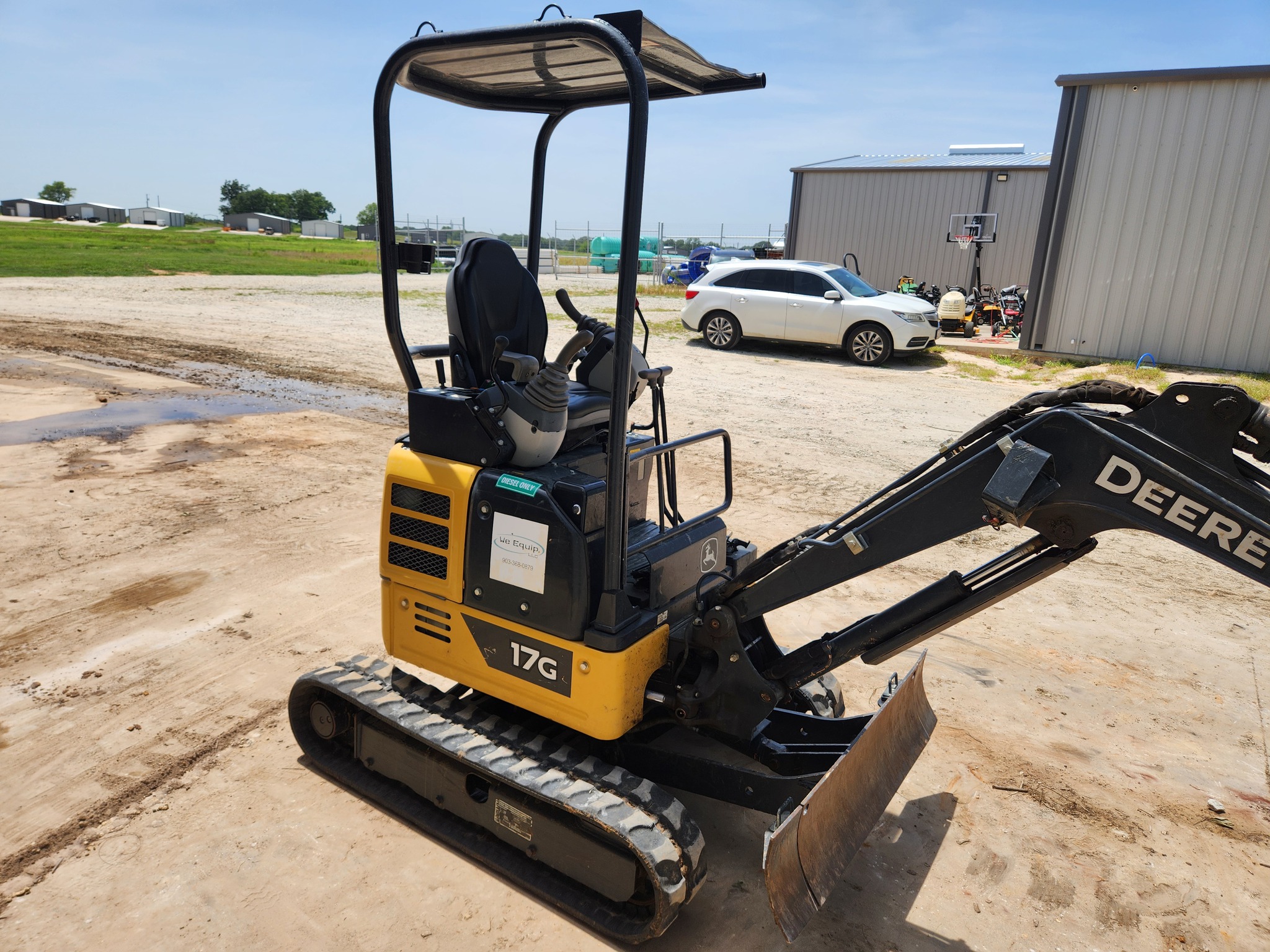 2023 John Deere 17G Image 5