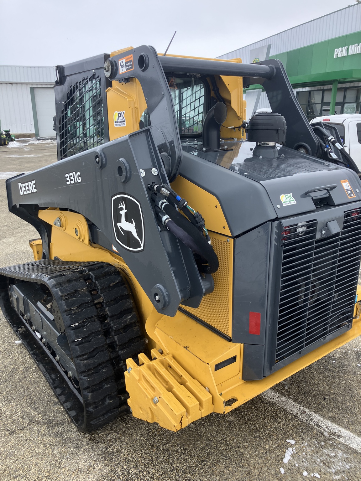 2023 John Deere 331G Image 4