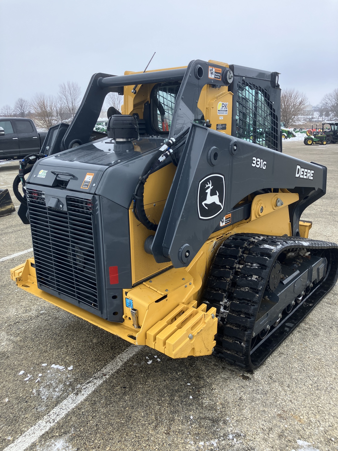 2023 John Deere 331G Image 6