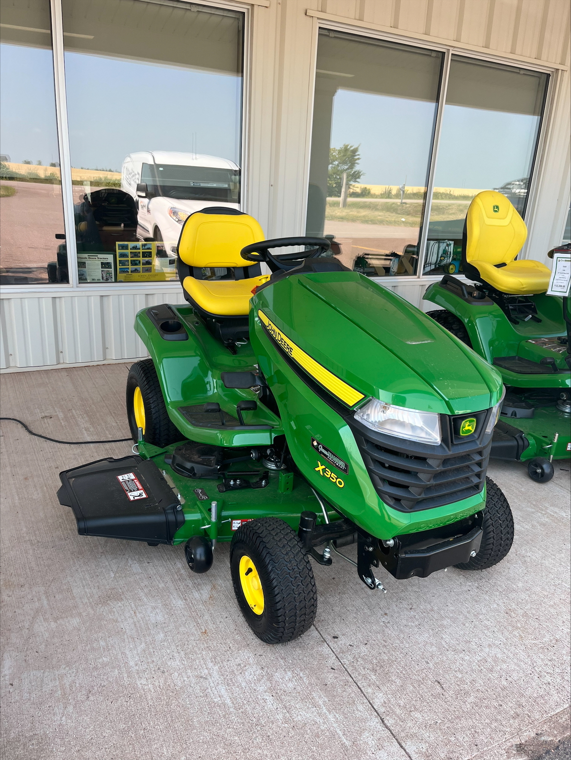 2025 John Deere X350 Image 1