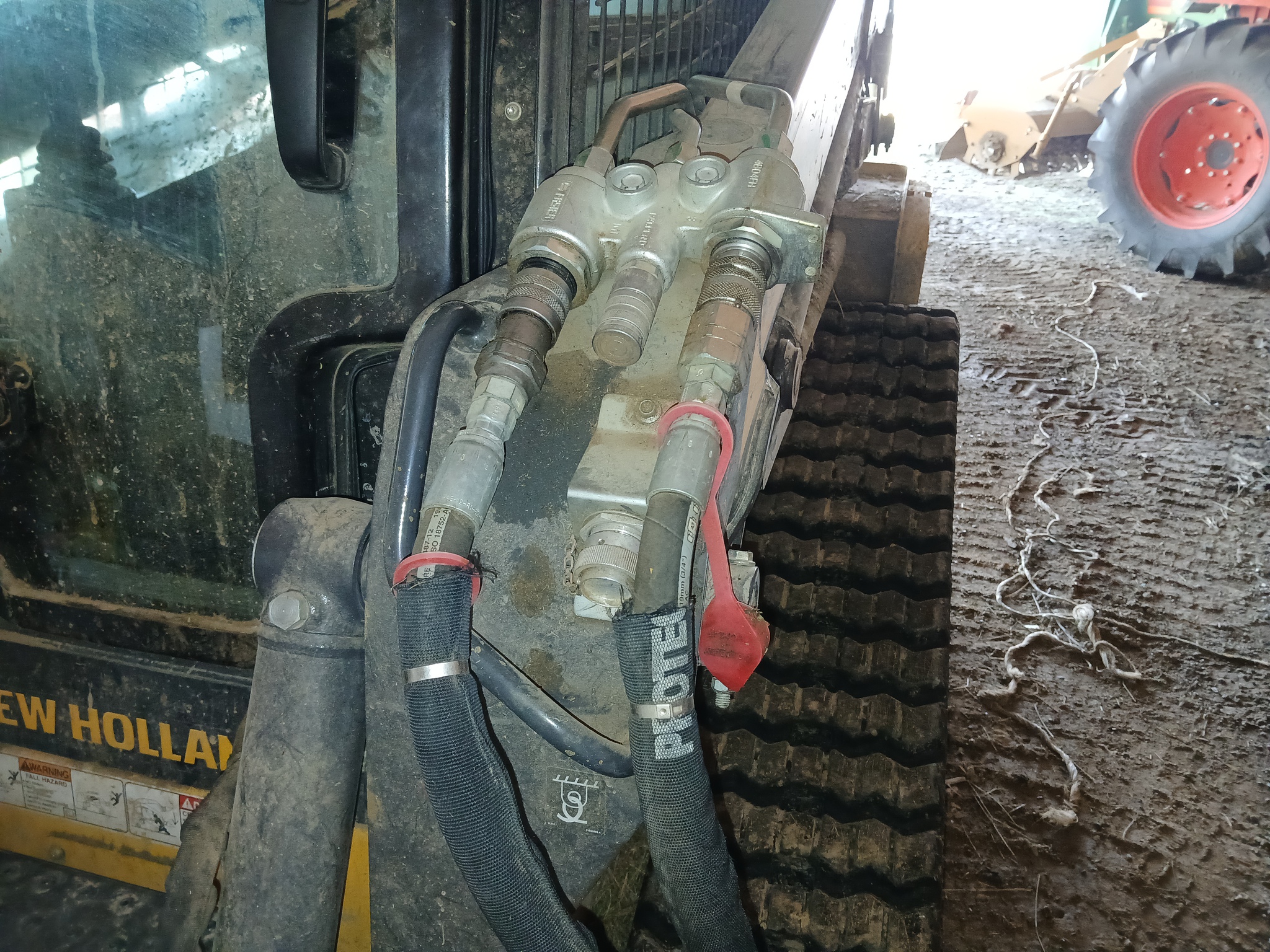 2024 New Holland C330 Image 6