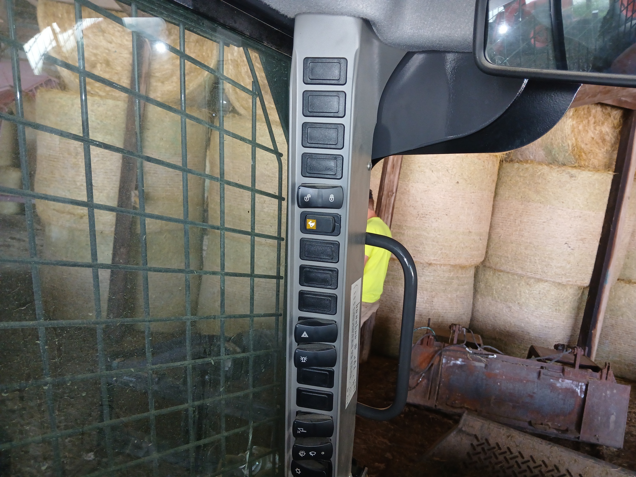 2024 New Holland C330 Image 11