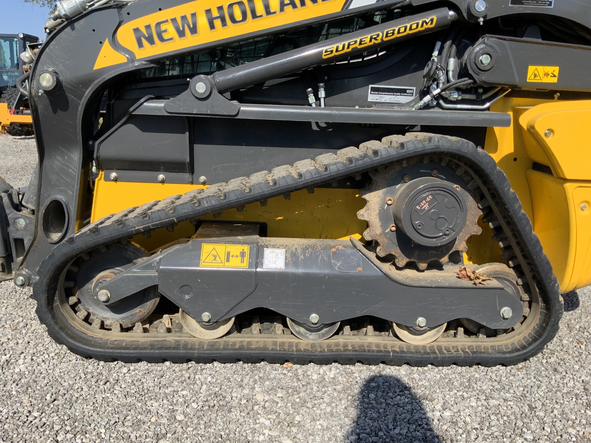 2024 New Holland C330 Image 17