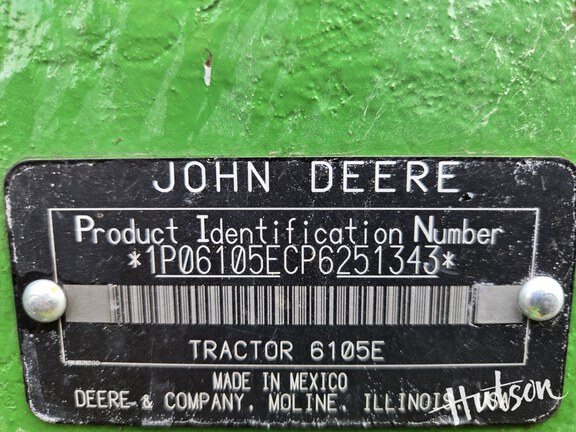 Photo of 2023 John Deere 6105E