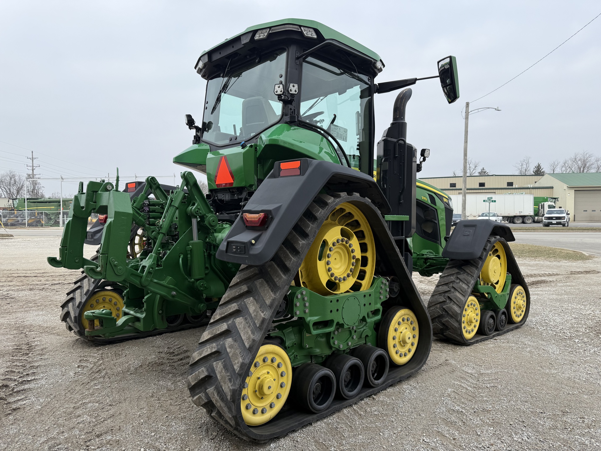  2020 John Deere 8RX 370 at Heritage Tractor in Pontiac, IL