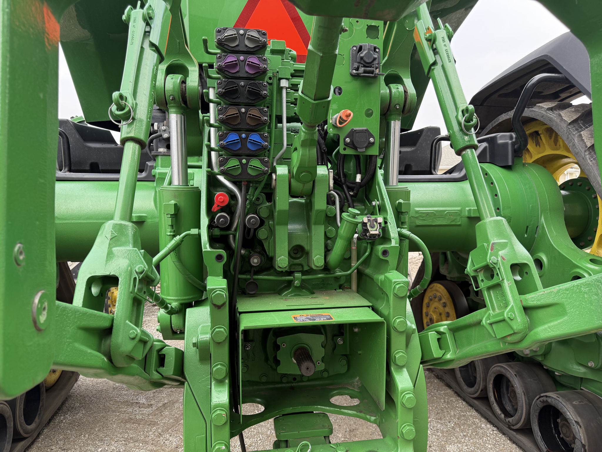  2020 John Deere 8RX 370 at Heritage Tractor in Pontiac, IL