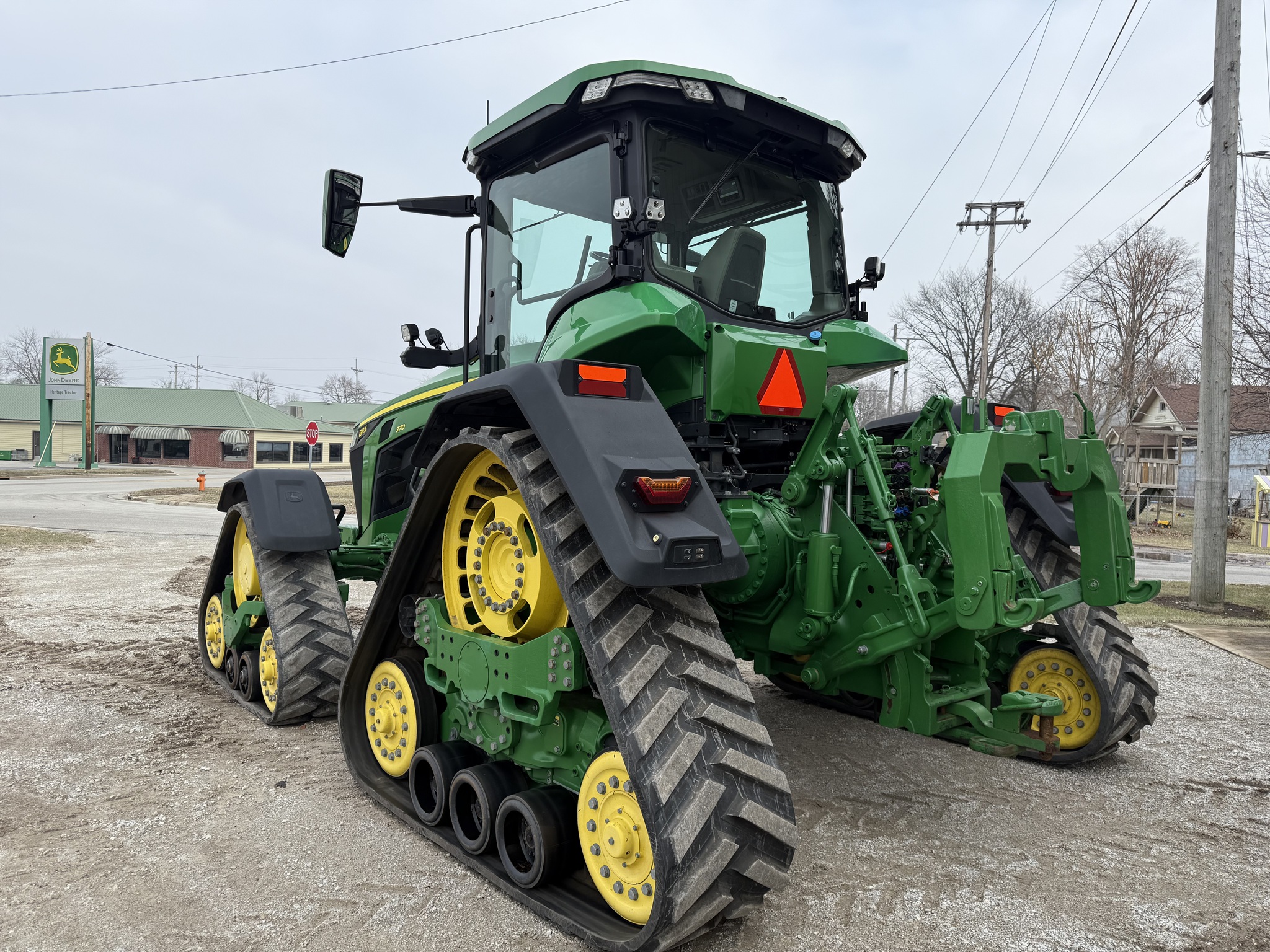  2020 John Deere 8RX 370 at Heritage Tractor in Pontiac, IL