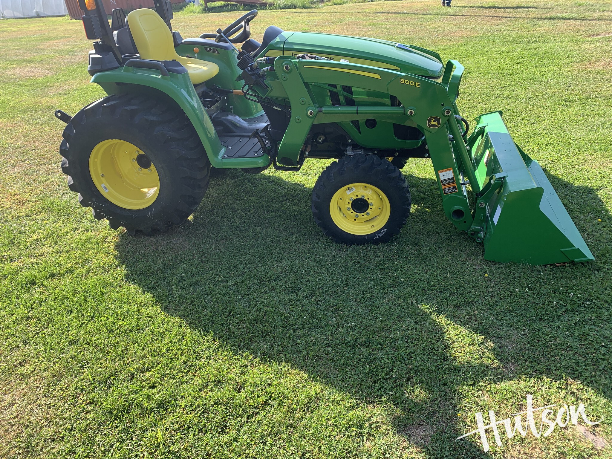 2024 John Deere 3038E