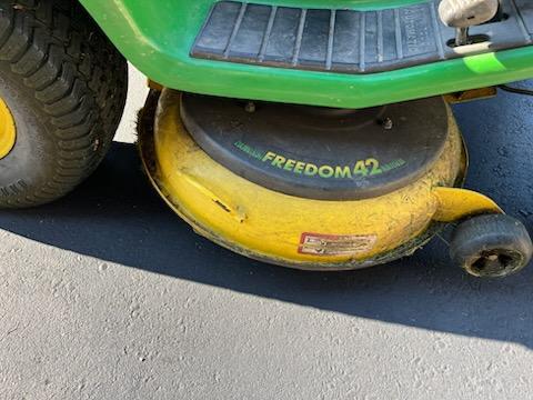 Photo of 2001 John Deere LX277
