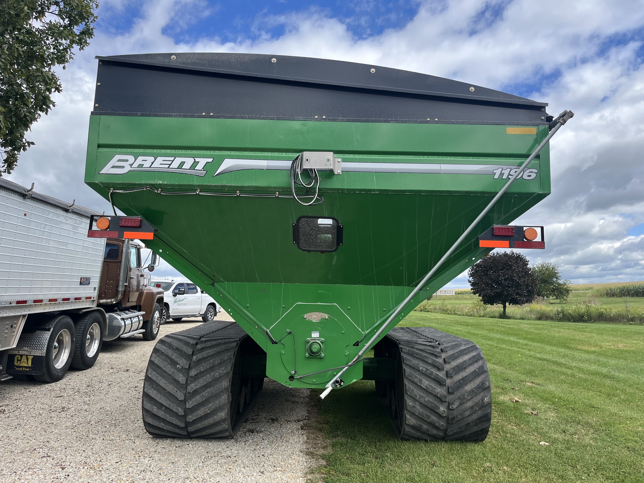  2015 Brent 1196 at Heritage Tractor in Mendota, IL