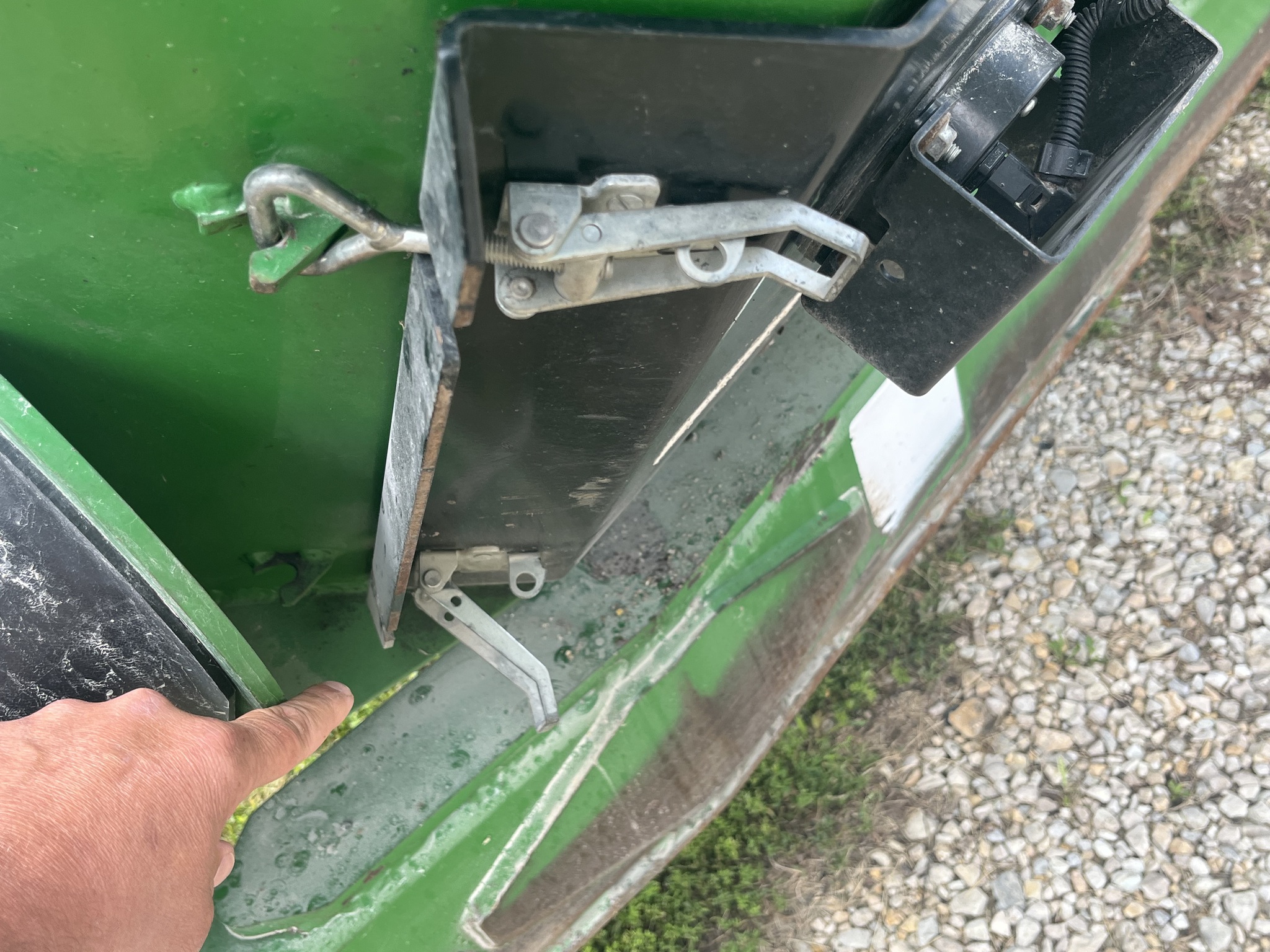 2015 Brent 1196 at Heritage Tractor in Mendota, IL