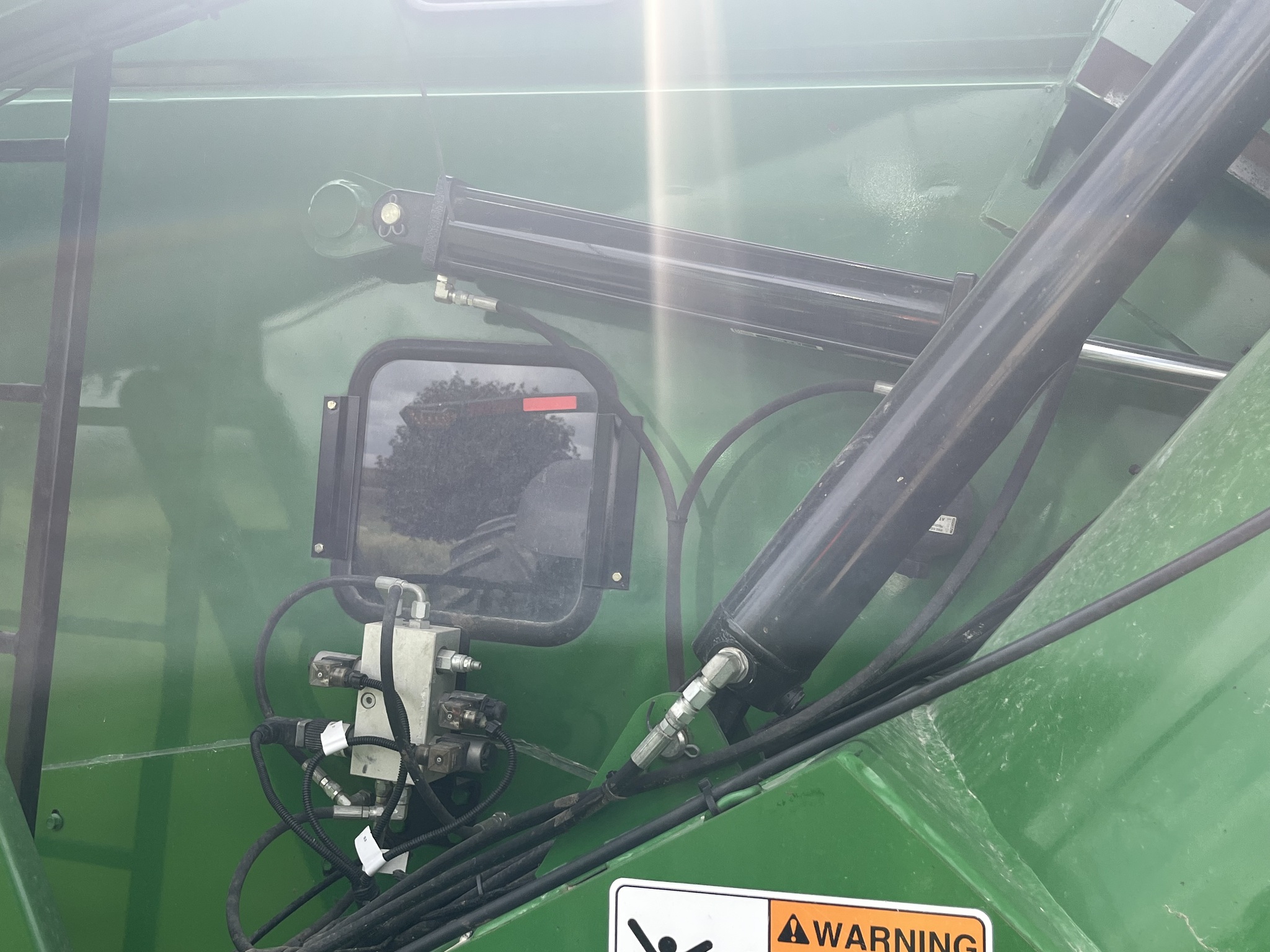  2015 Brent 1196 at Heritage Tractor in Mendota, IL