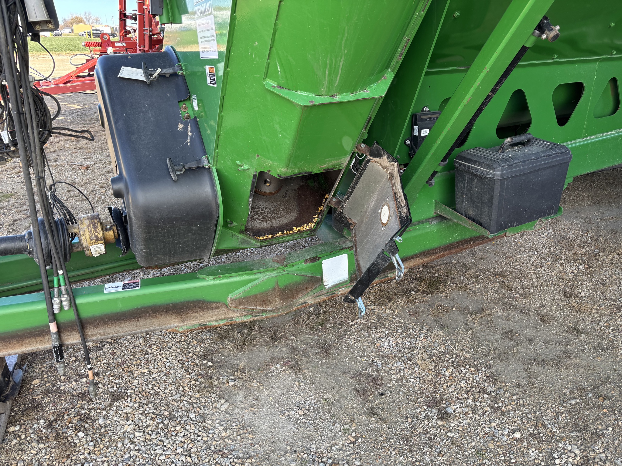  2015 Brent 1196 at Heritage Tractor in Mendota, IL