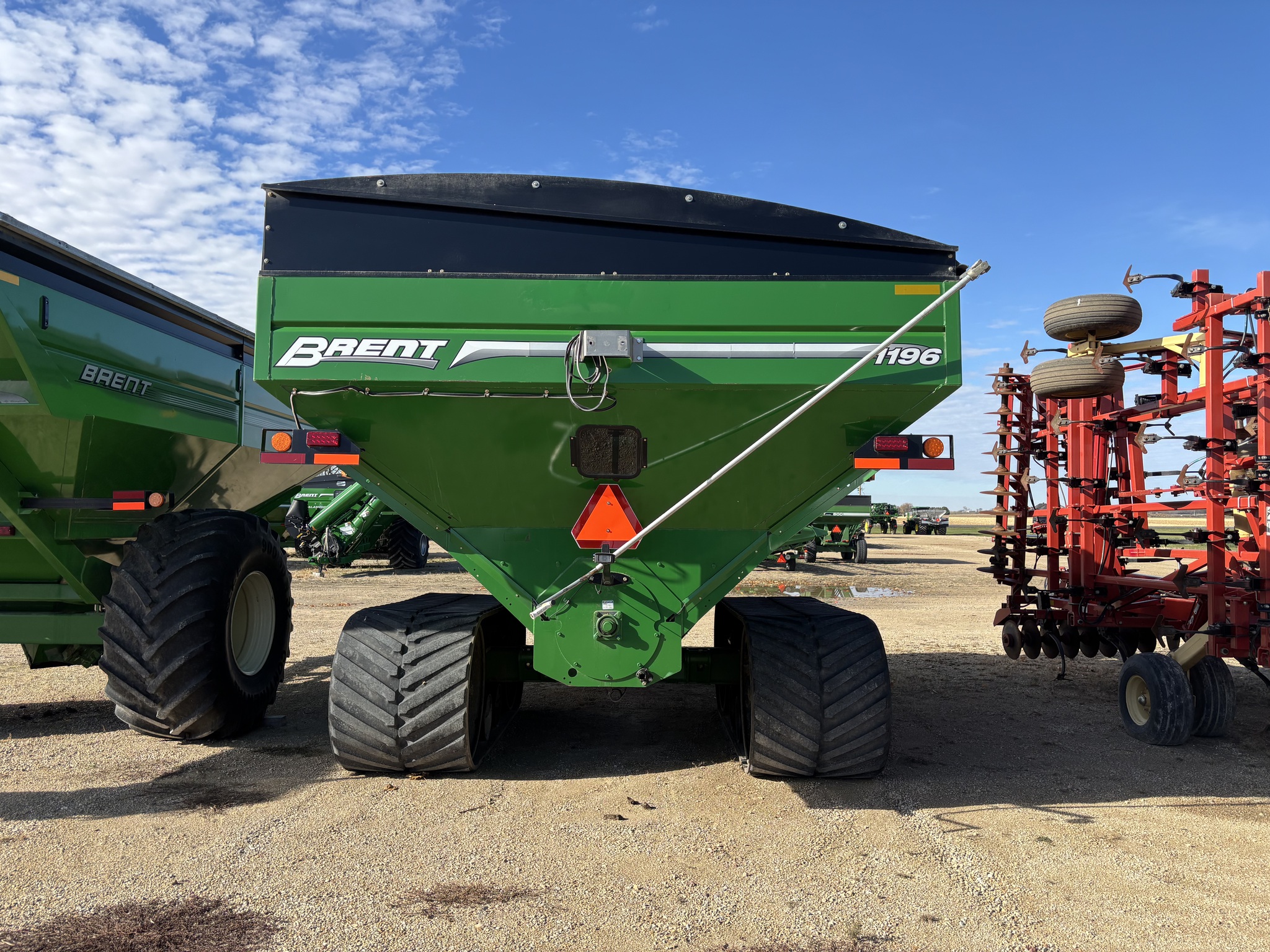  2015 Brent 1196 at Heritage Tractor in Mendota, IL