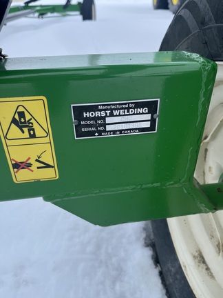 Used 2022 John Deere 730D Combine Platforms at Horizon Ag & Turf in Mayerthorpe, AB - Photo9