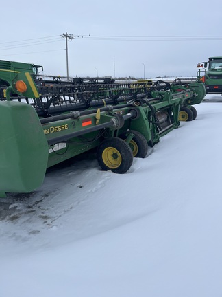 Used 2022 John Deere 730D Combine Platforms at Horizon Ag & Turf in Mayerthorpe, AB - Photo11