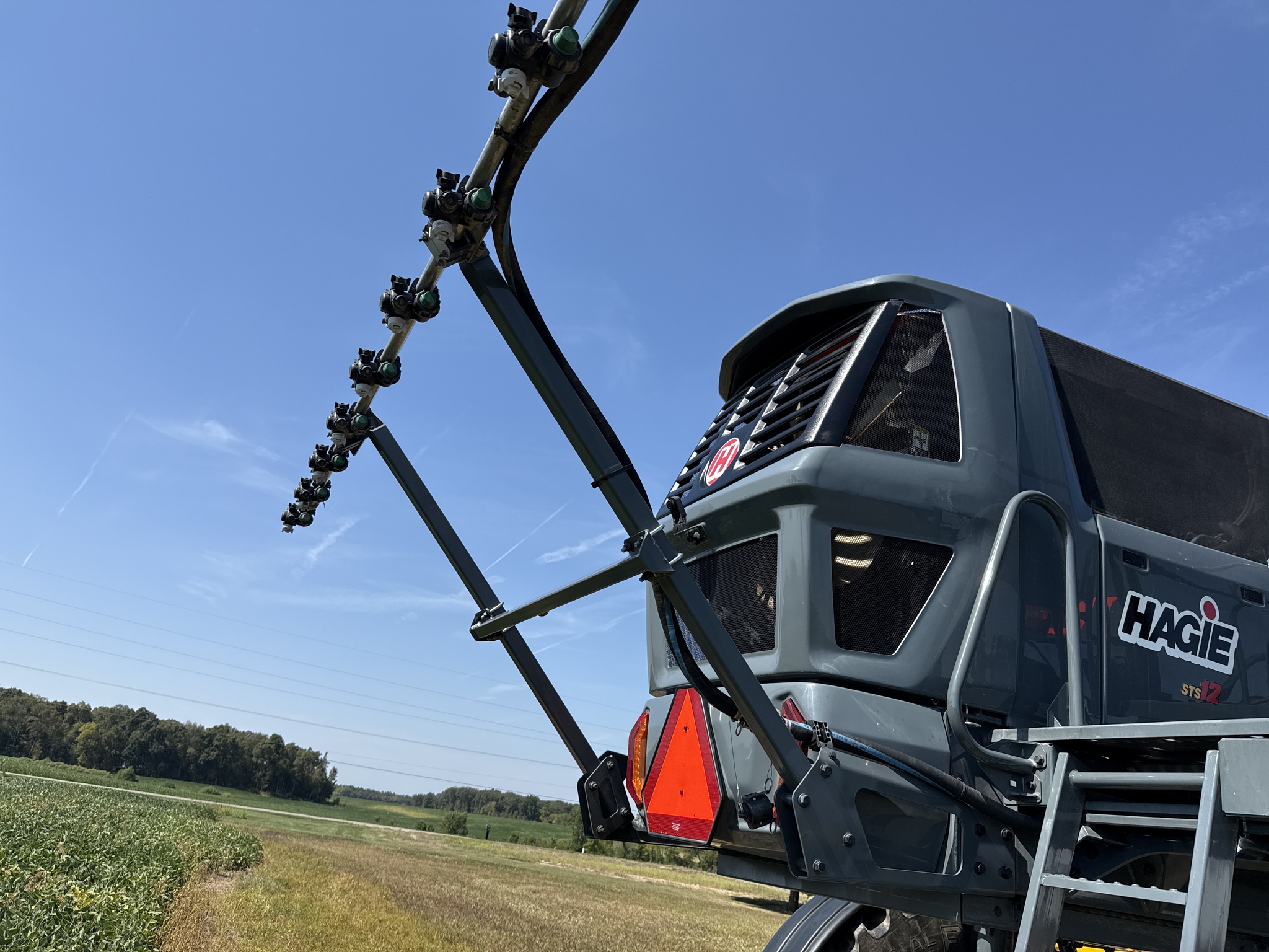 2024 Hagie STS12 Image 30
