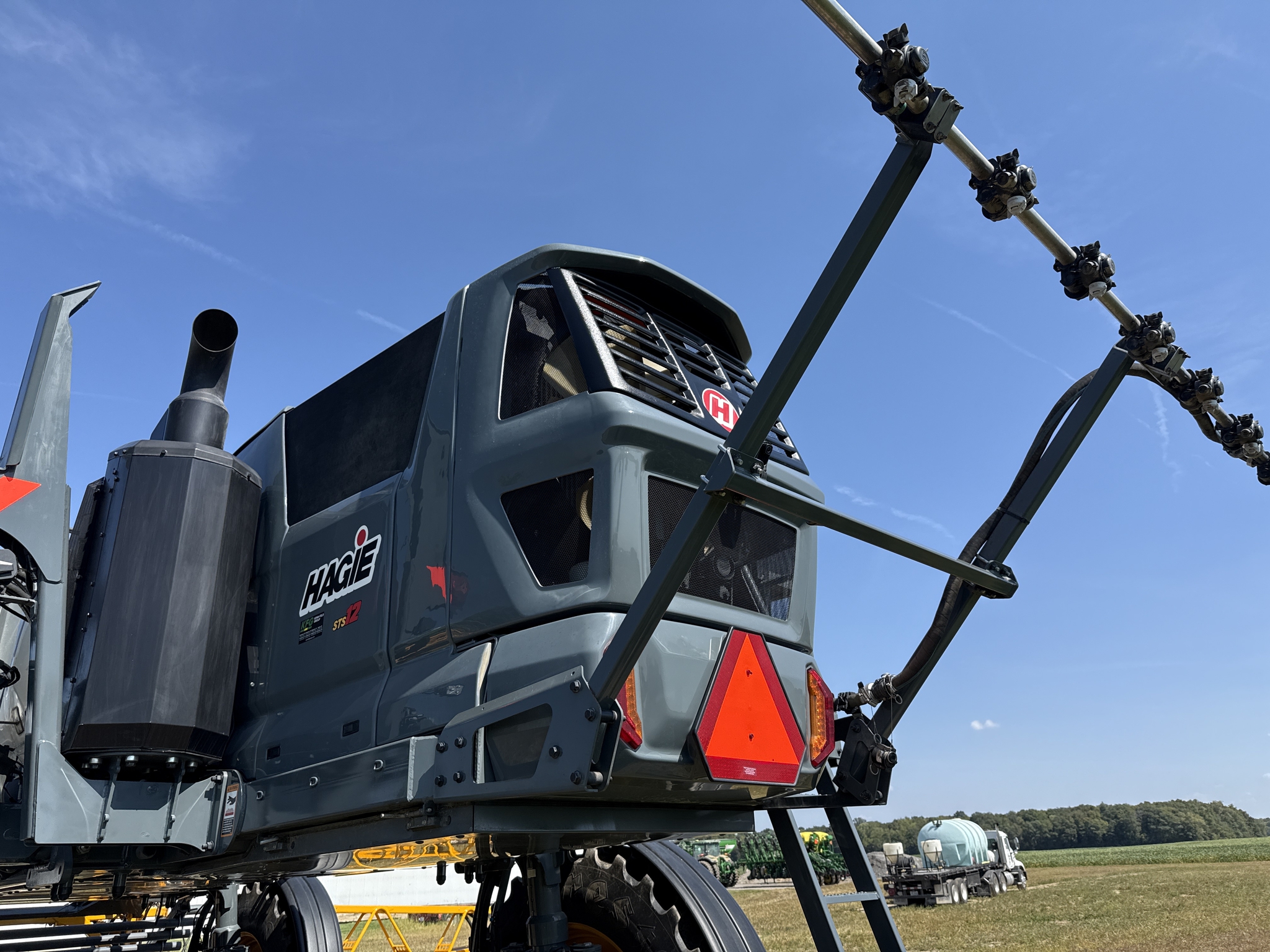 2024 Hagie STS12 Image 28