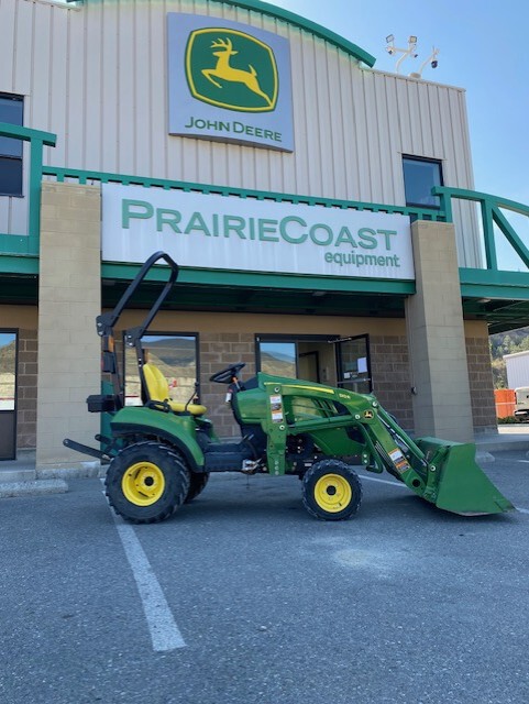 2020 John Deere 1023E Image 1
