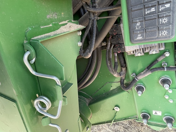 Used 2022 John Deere X9 1000 Combines at Horizon Ag & Turf in Vermilion, AB - Photo12