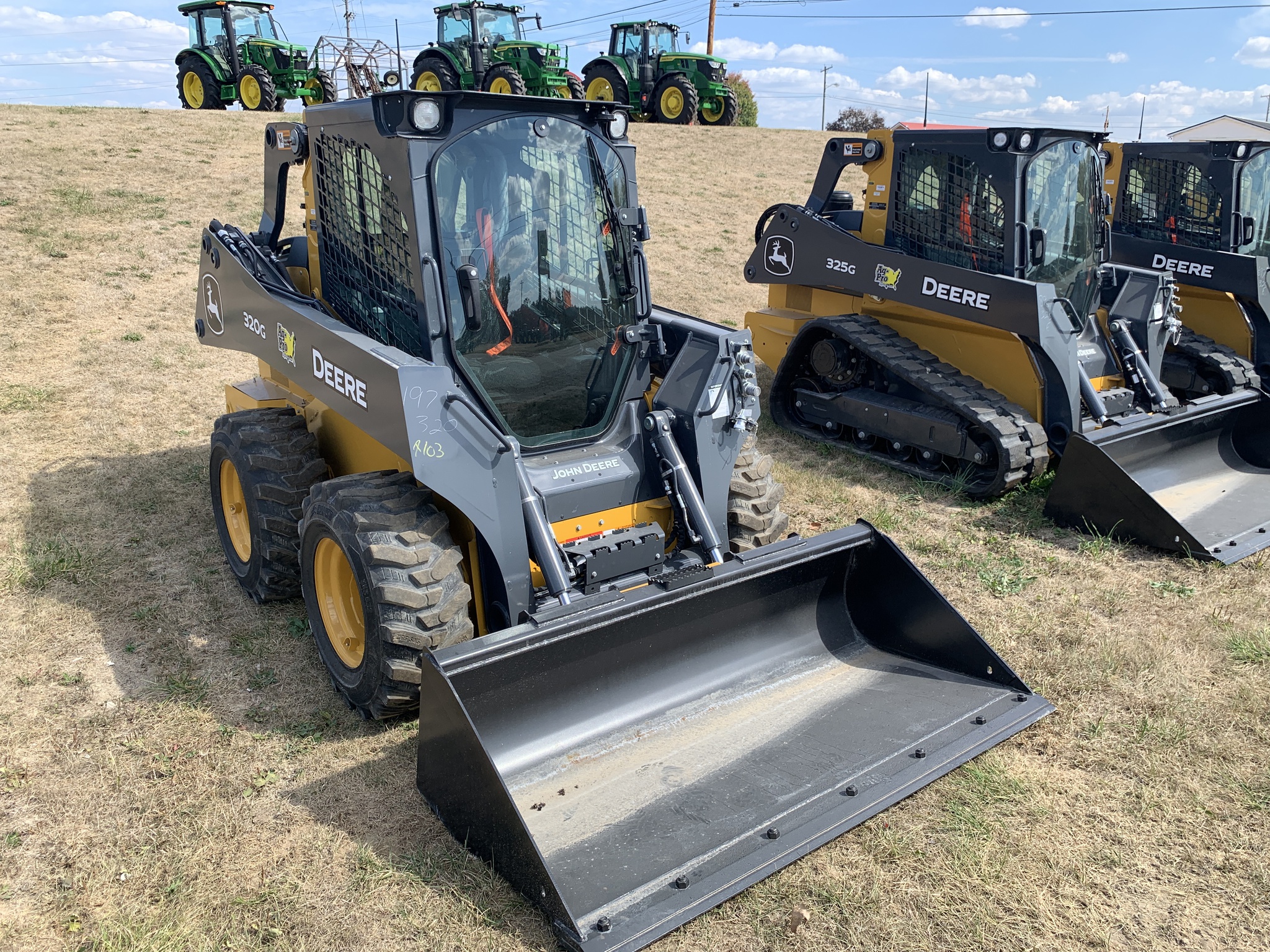 2025 John Deere 320G Image 3