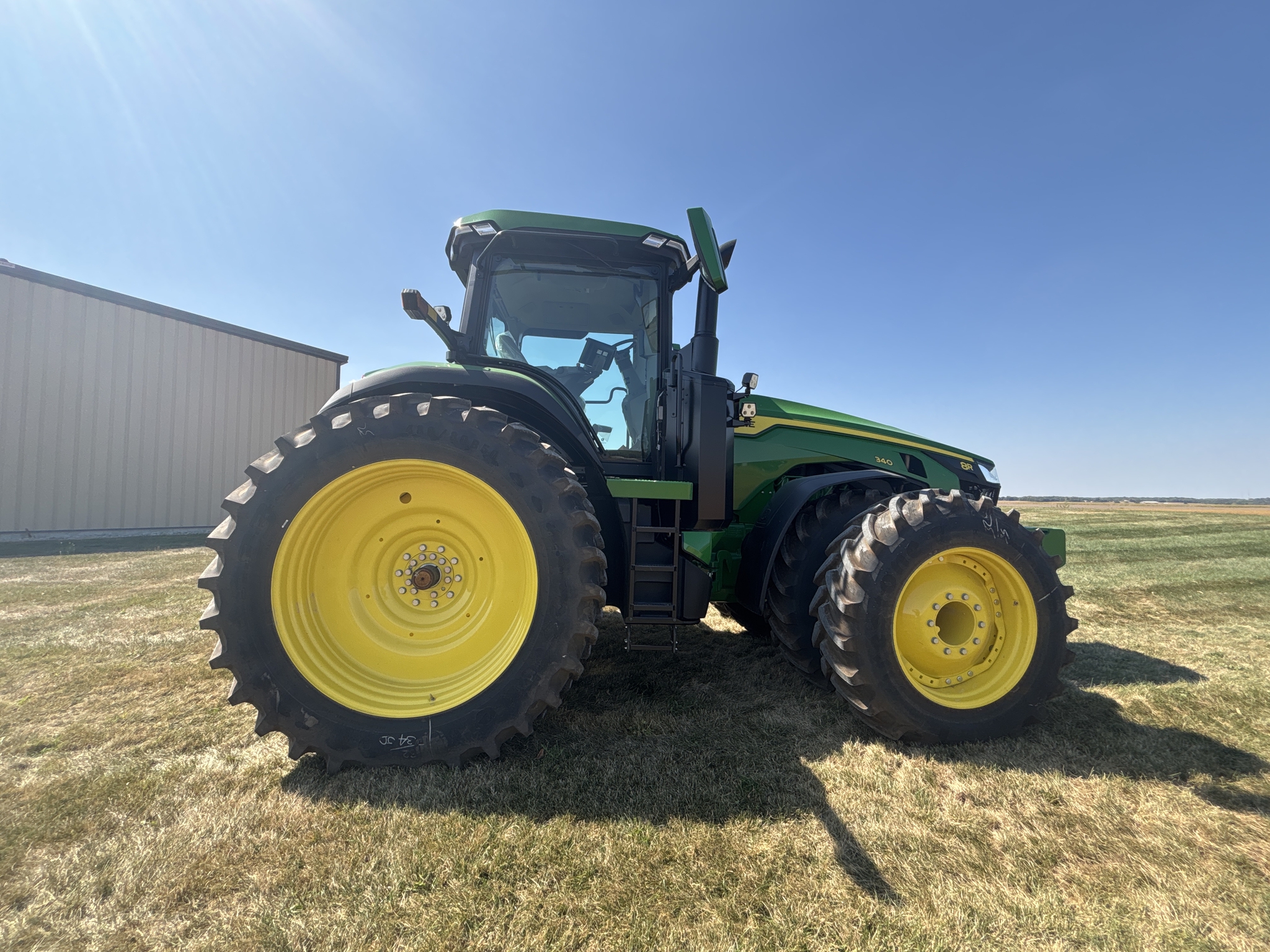 Used 2025 John Deere 8R 340 Row Crop Tractors at Koenig Equipment in Urbana, OH - PhotoXL1