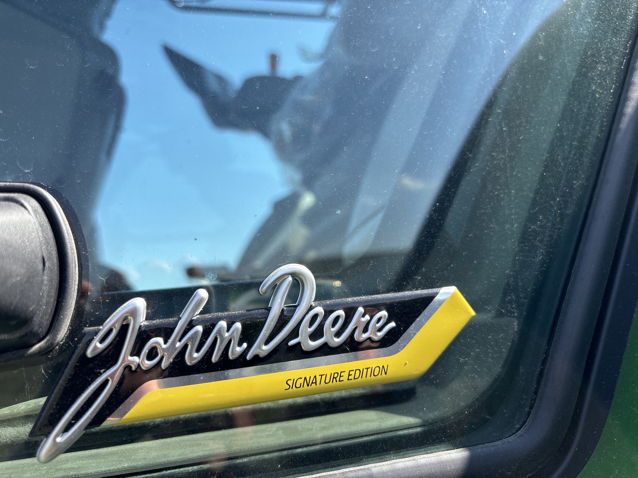 Used 2025 John Deere 8R 340 Row Crop Tractors at Koenig Equipment in Urbana, OH - PhotoXL7