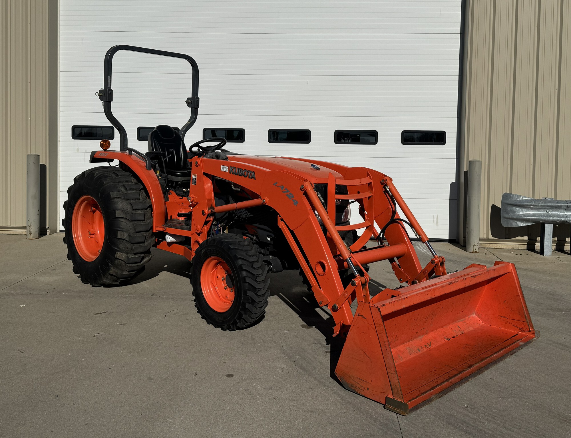 2008 Kubota L3940 Image 1