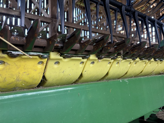 Photo of 2023 John Deere RD40F