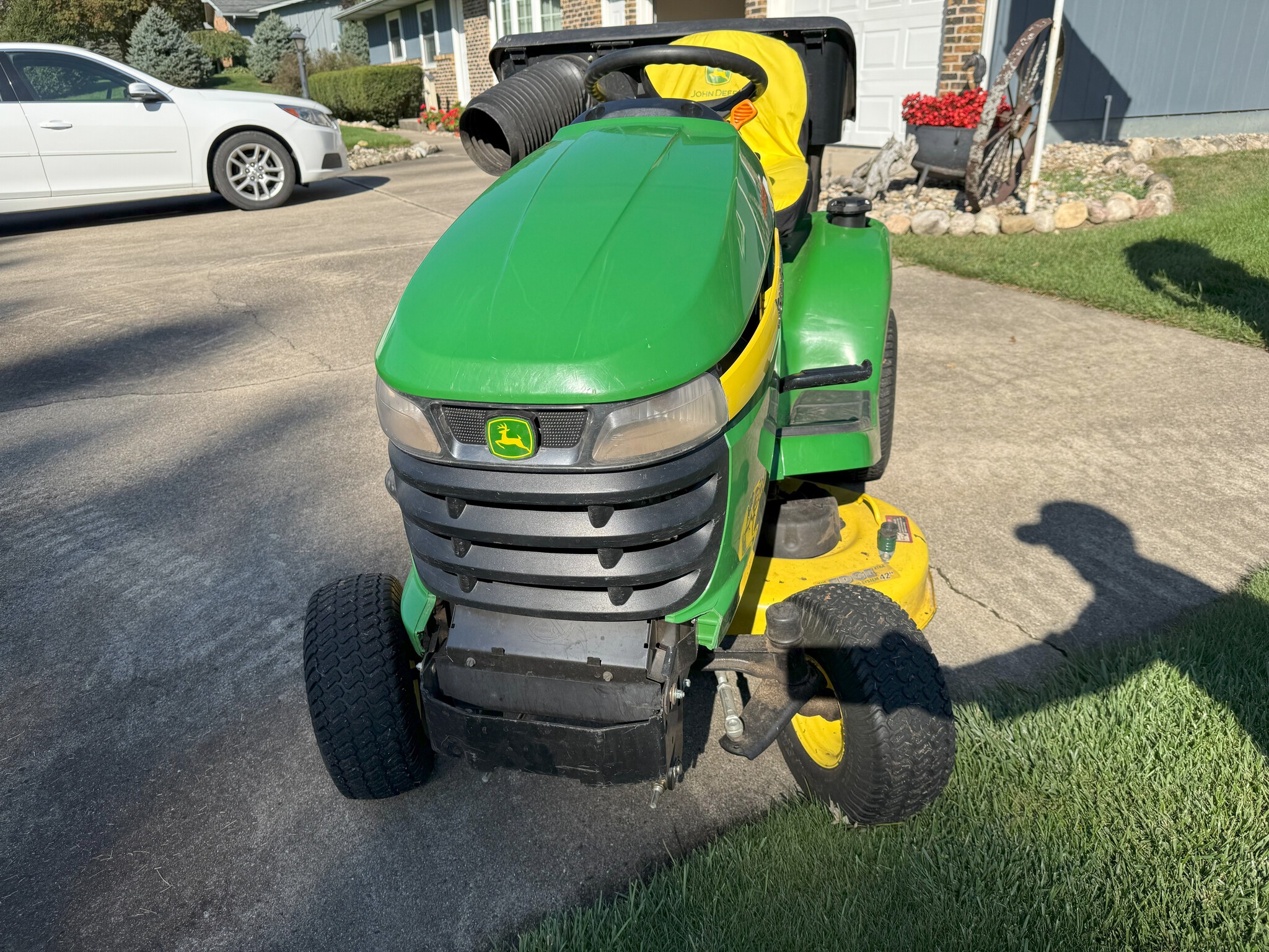 2012 John Deere X300 Image 2