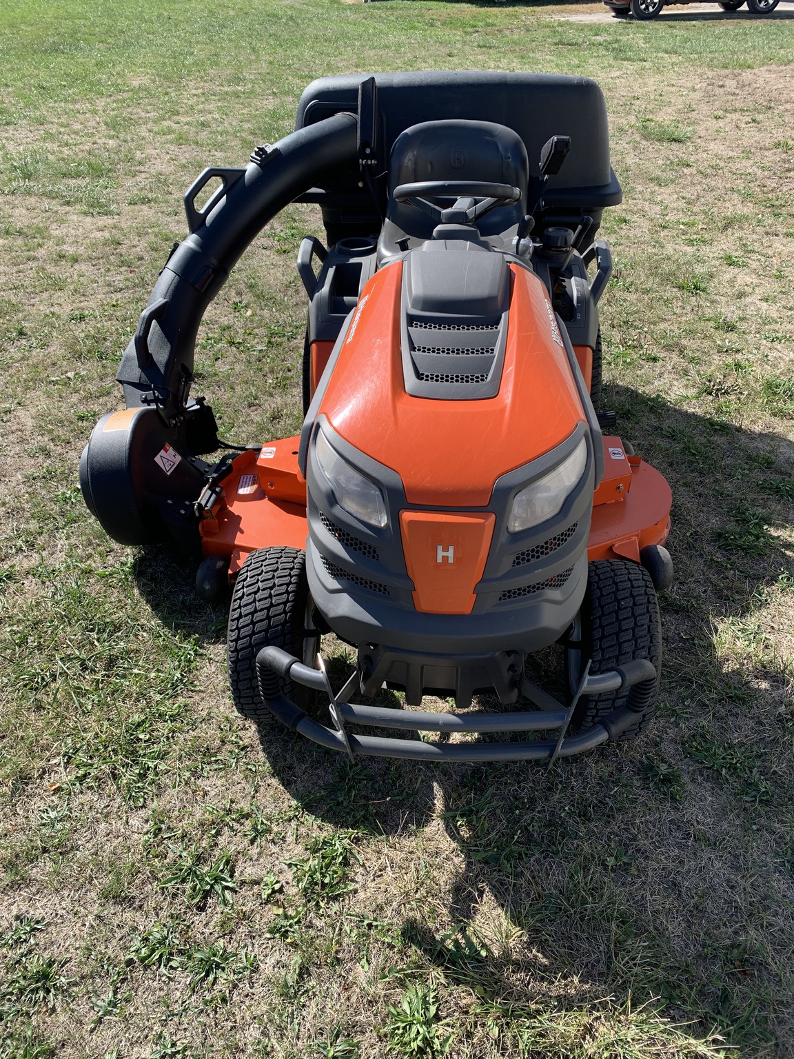 2011 Husqvarna GTH24V52LS Image 2