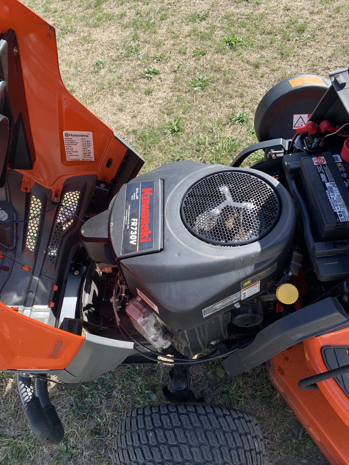 2011 Husqvarna GTH24V52LS Image 5