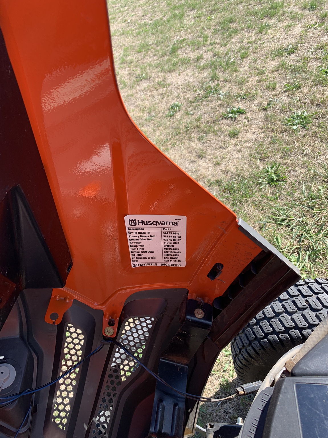 2011 Husqvarna GTH24V52LS Image 6