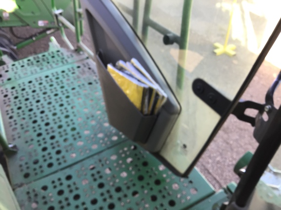 Used 2025 John Deere X9 1000 Combines at Horizon Ag & Turf in Lloydminster, AB - Photo32