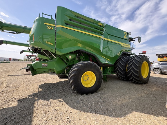  John Deere X9 1000