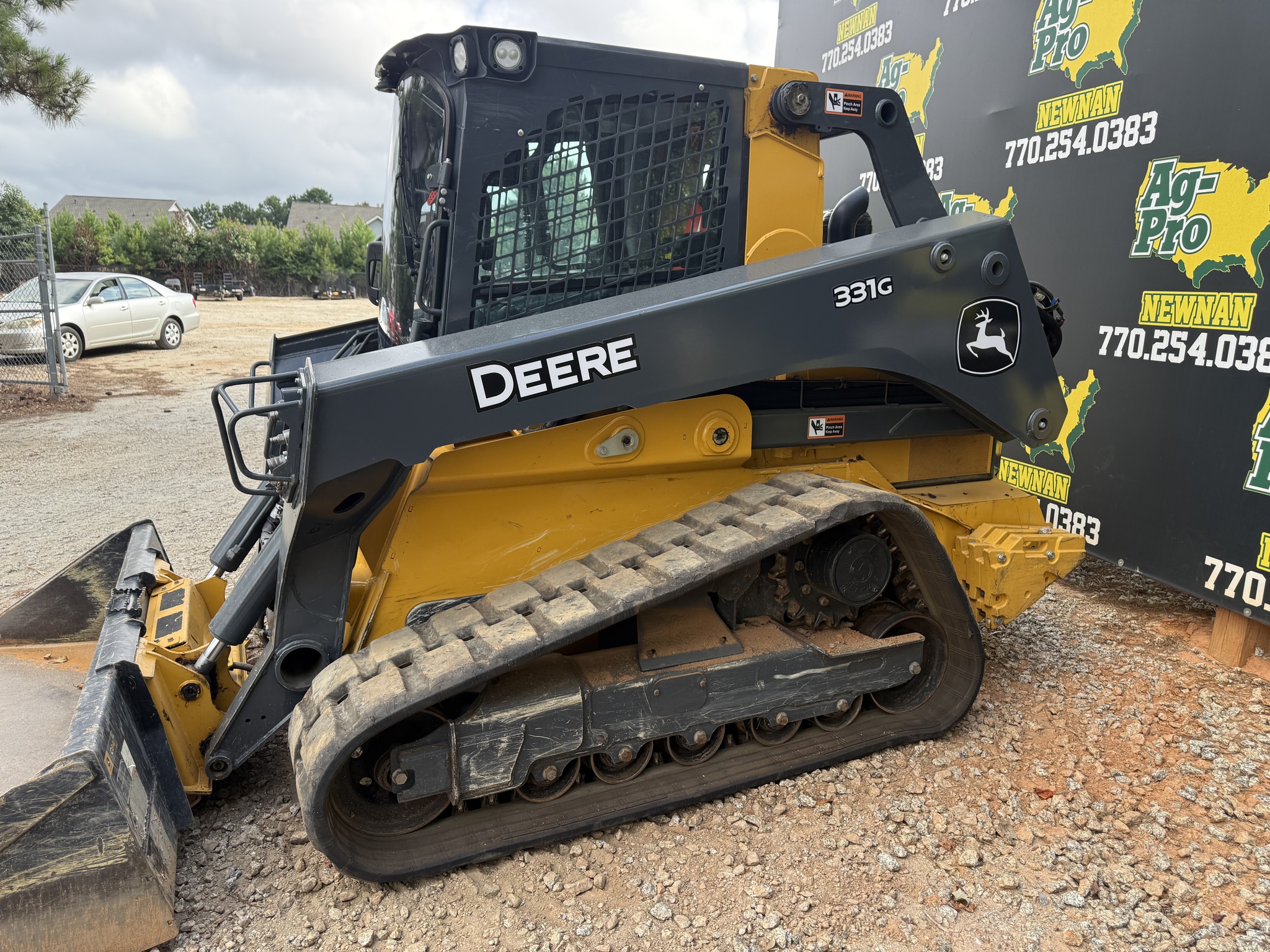 2023 John Deere 331G Image 2