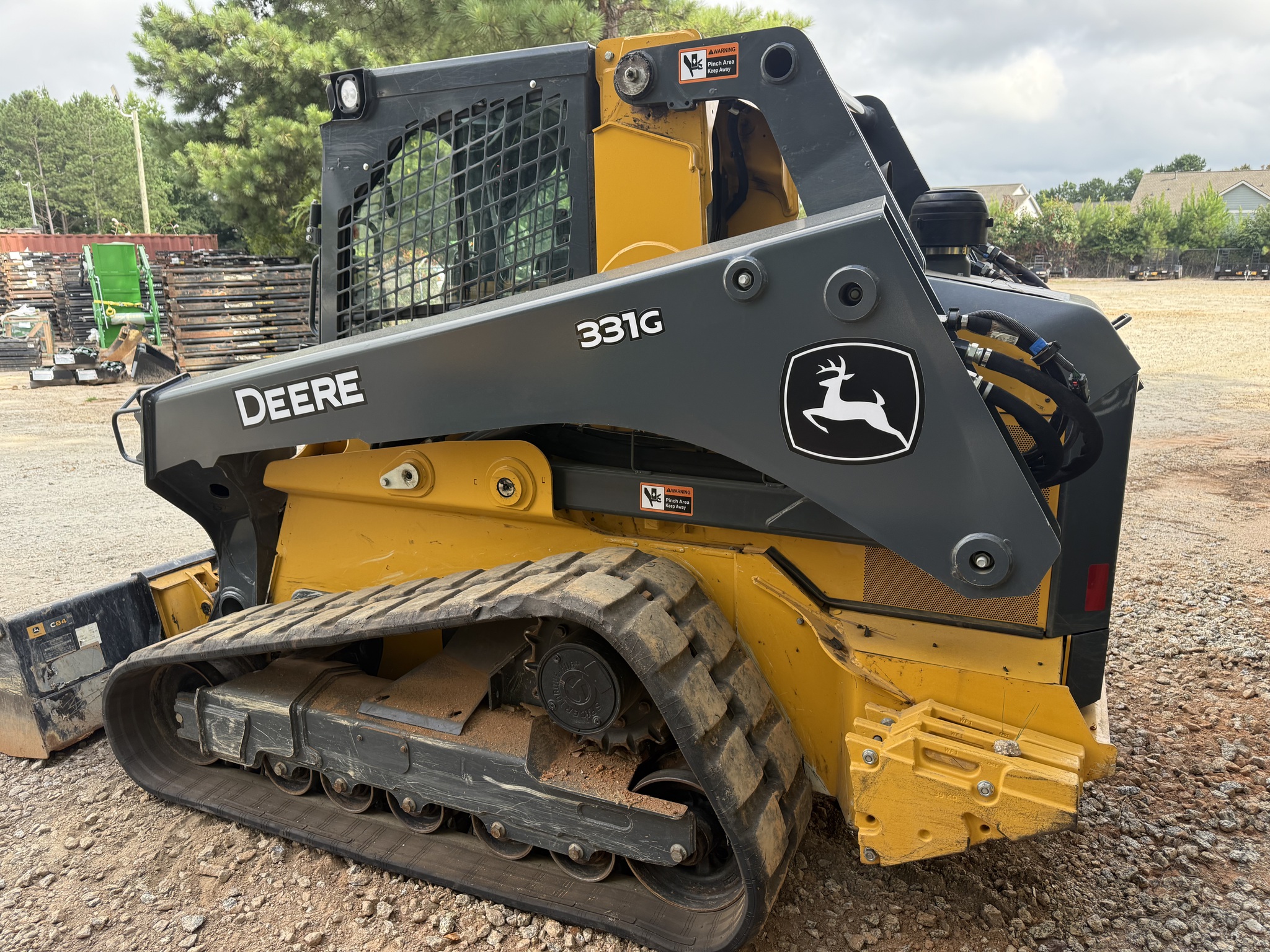 2023 John Deere 331G Image 3