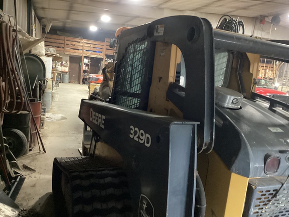 2010 John Deere 329D - Photo4