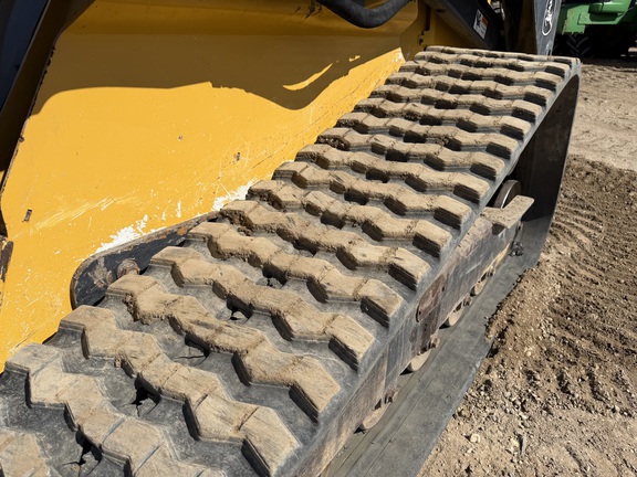 2010 John Deere 329D - Photo9